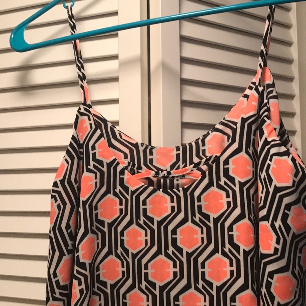 Tank top - Picture 2 of 3